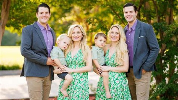 Kristopher Simmons Biography, Age, Height, Wife, Net Worth, Family